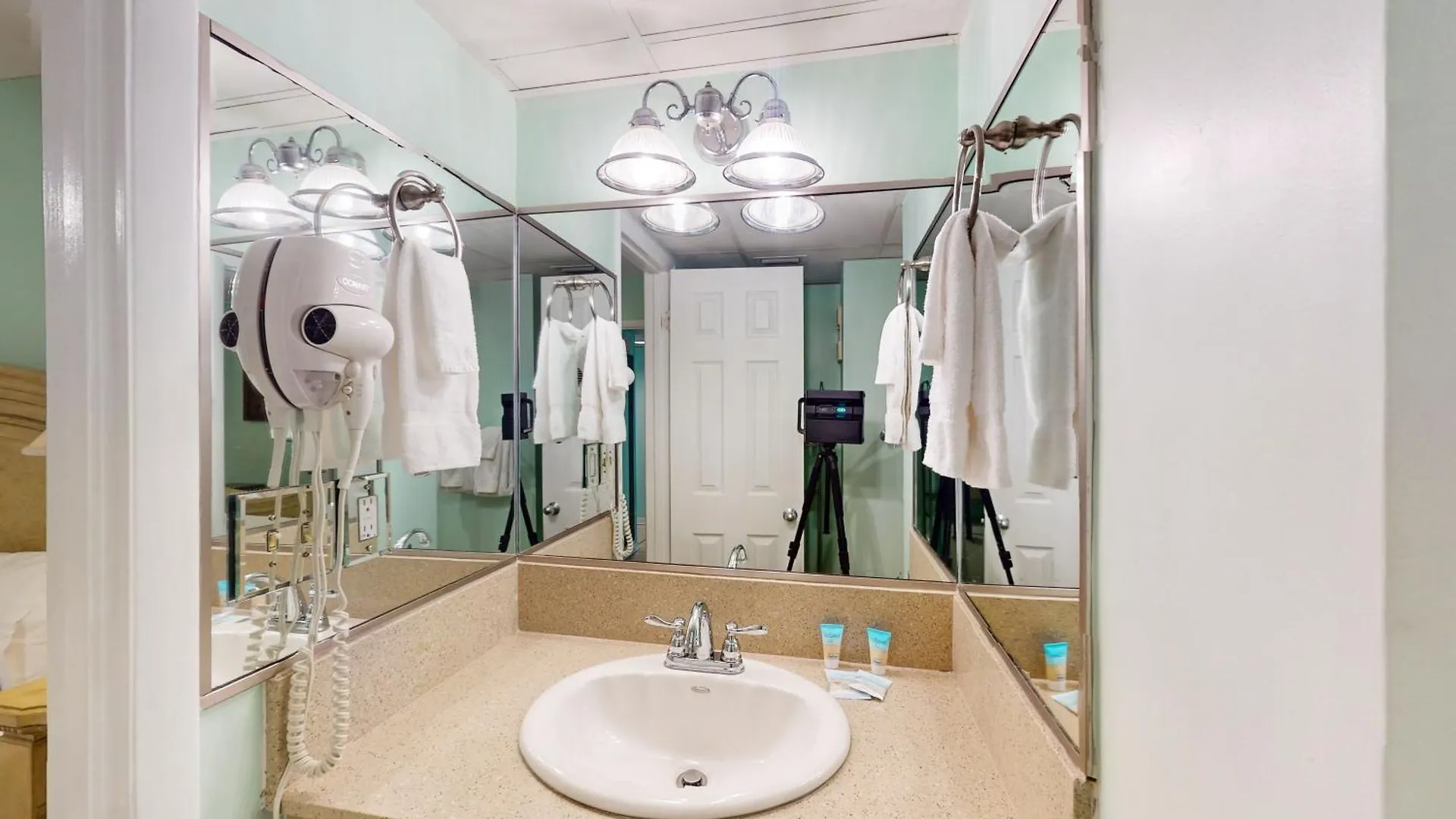 Sunbird E709 Apartment Panama City Beach United States